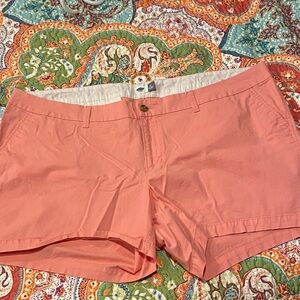 Old Navy Women's Coral Shorts 22